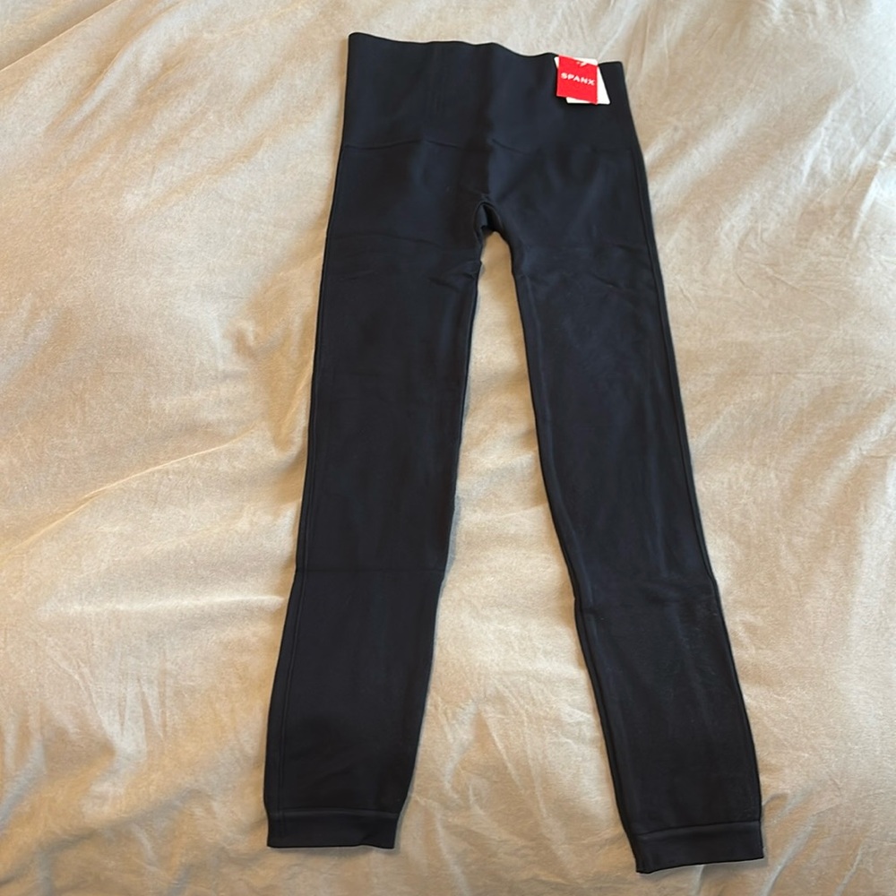 SPANX NWT Look at Me Now Seamless Leggings